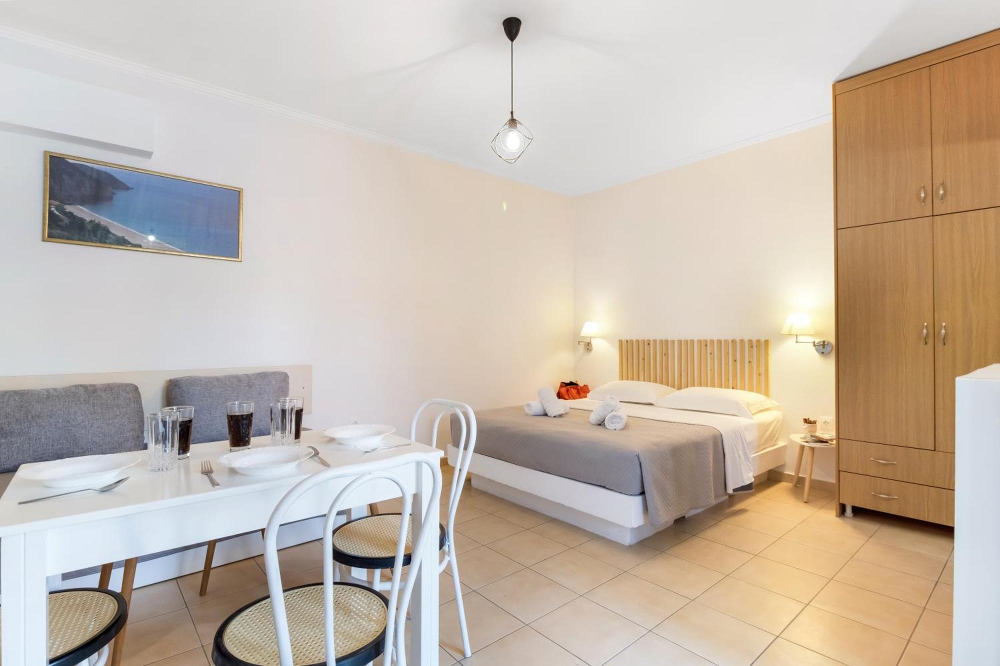 Dionysia Rooms Lefkáda Zewnętrze zdjęcie